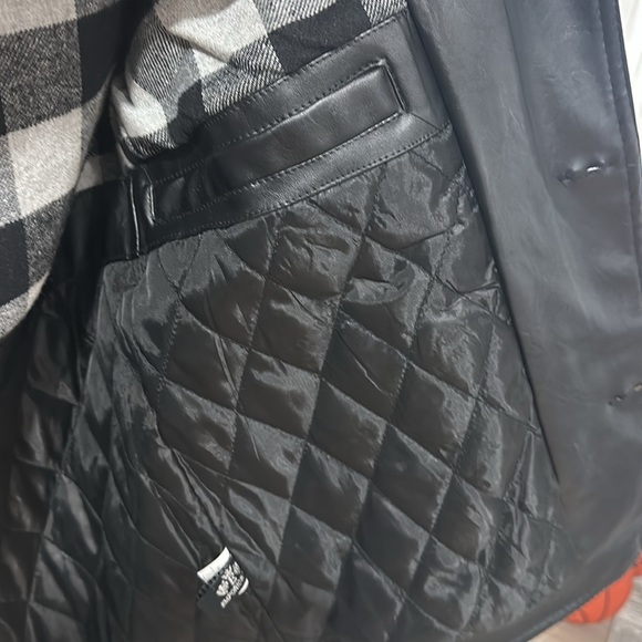 Men’s leather jacket - Picture 4 of 7